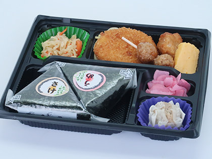 おにぎり 7568円(税込)